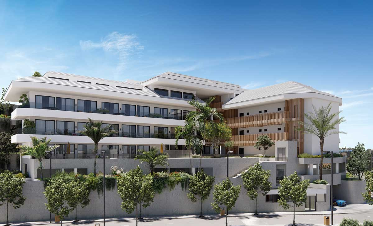 La Corniche: Apartments in Fuengirola with panoramic views to the coastline of the Costa del Sol.