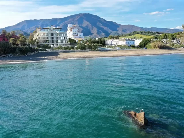 The Sapphire: Beachfront luxury homes in Estepona
