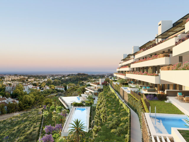 Tiara: Complex of 3 and 4 bedroom apartments with panoramic sea views over the Golf Valley