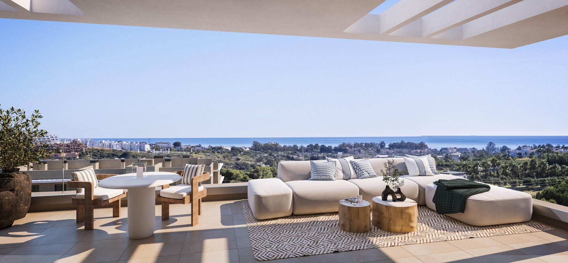Avant-garde design penthouse with solarium overlooking the mountains and the coast of Estepona.